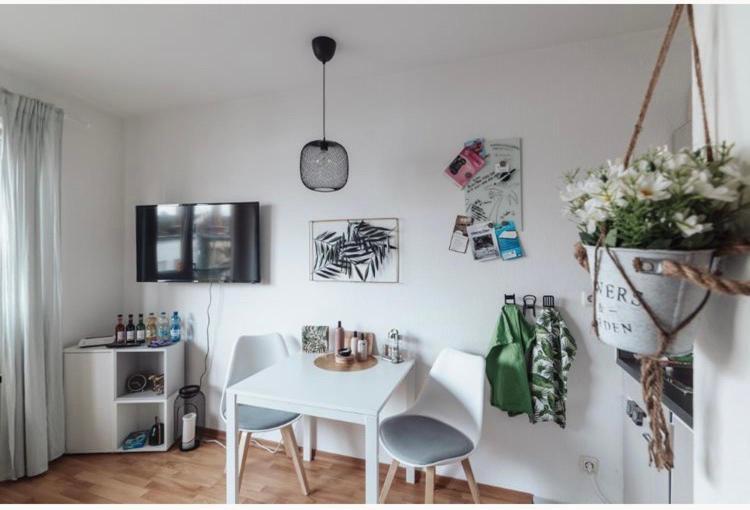 Die Kleine „Louise“ In Der Neustadt Mit Tiefgarage Dresda Exterior foto
